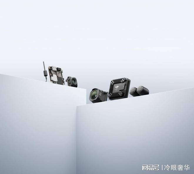 奢侈品媒体轻盈视界：DJI O4登场奢华奢侈媒体(图3)